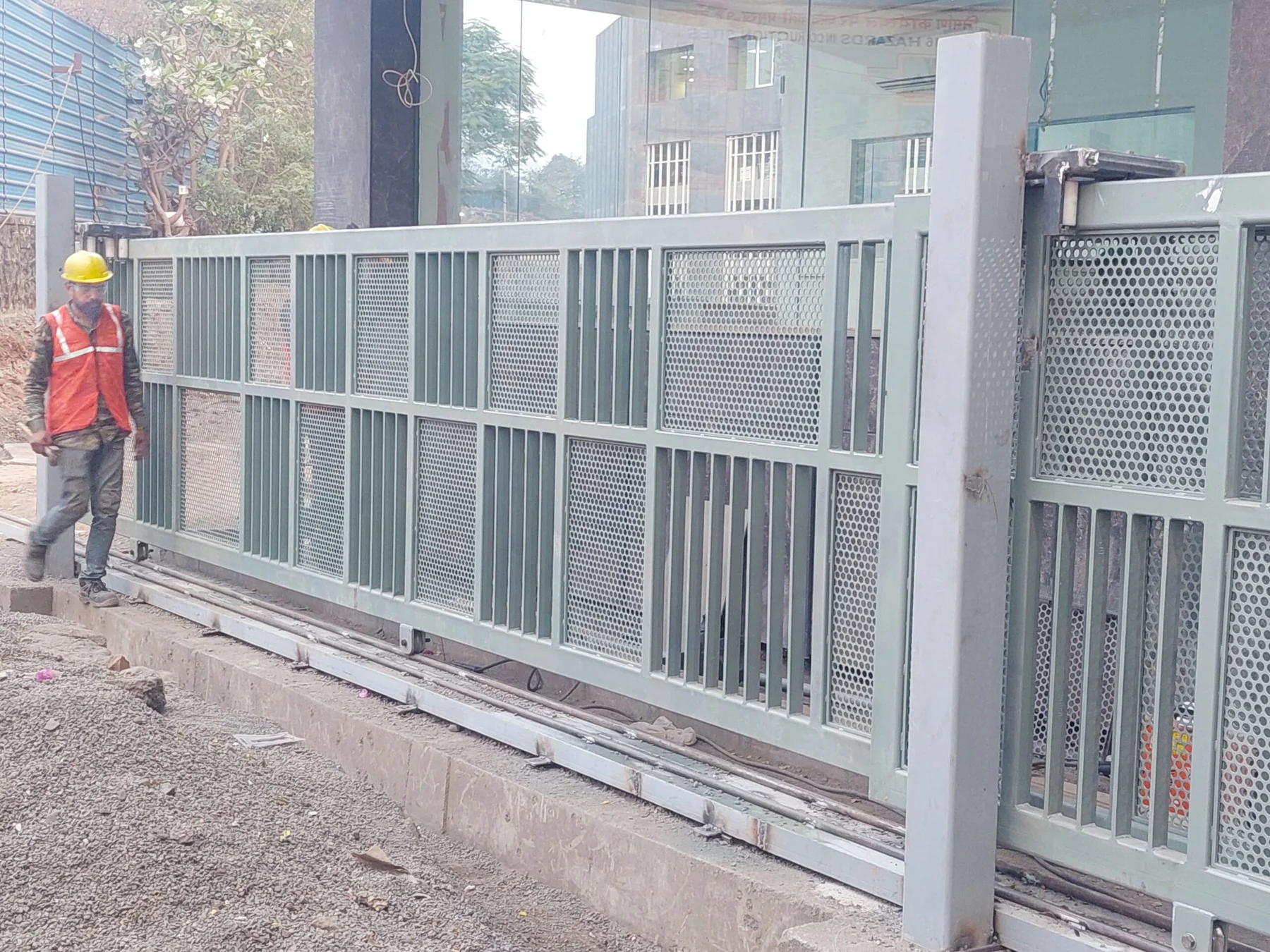 Motorised Sliding Gates
